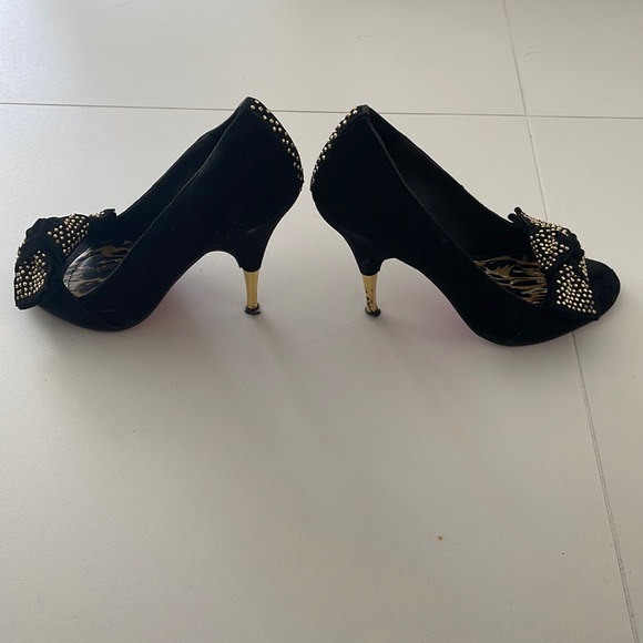 Betsey Johnson black suede gold studded bow tie heels - Picture 5 of 7